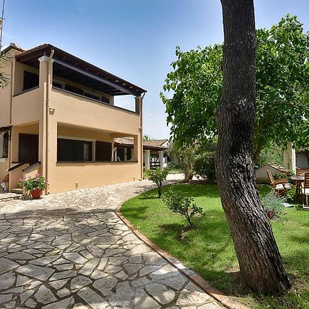 Villa Sofia Агиос-Георгиос Экстерьер фото